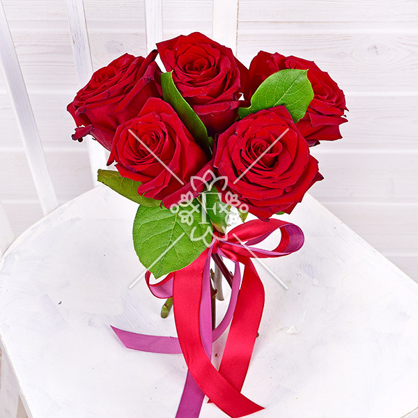 Страстное Фламенко - букет из красных роз